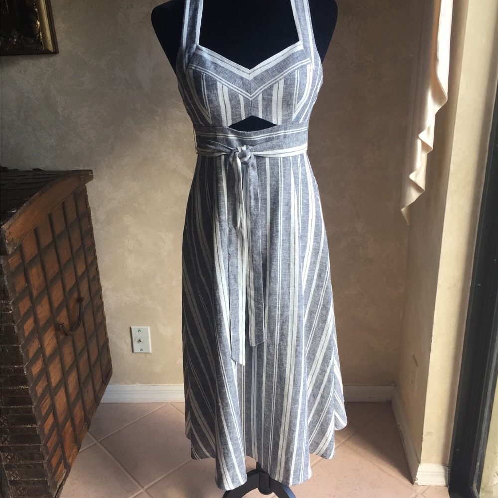 BCBGMAXAZRIA midi dress size 2
